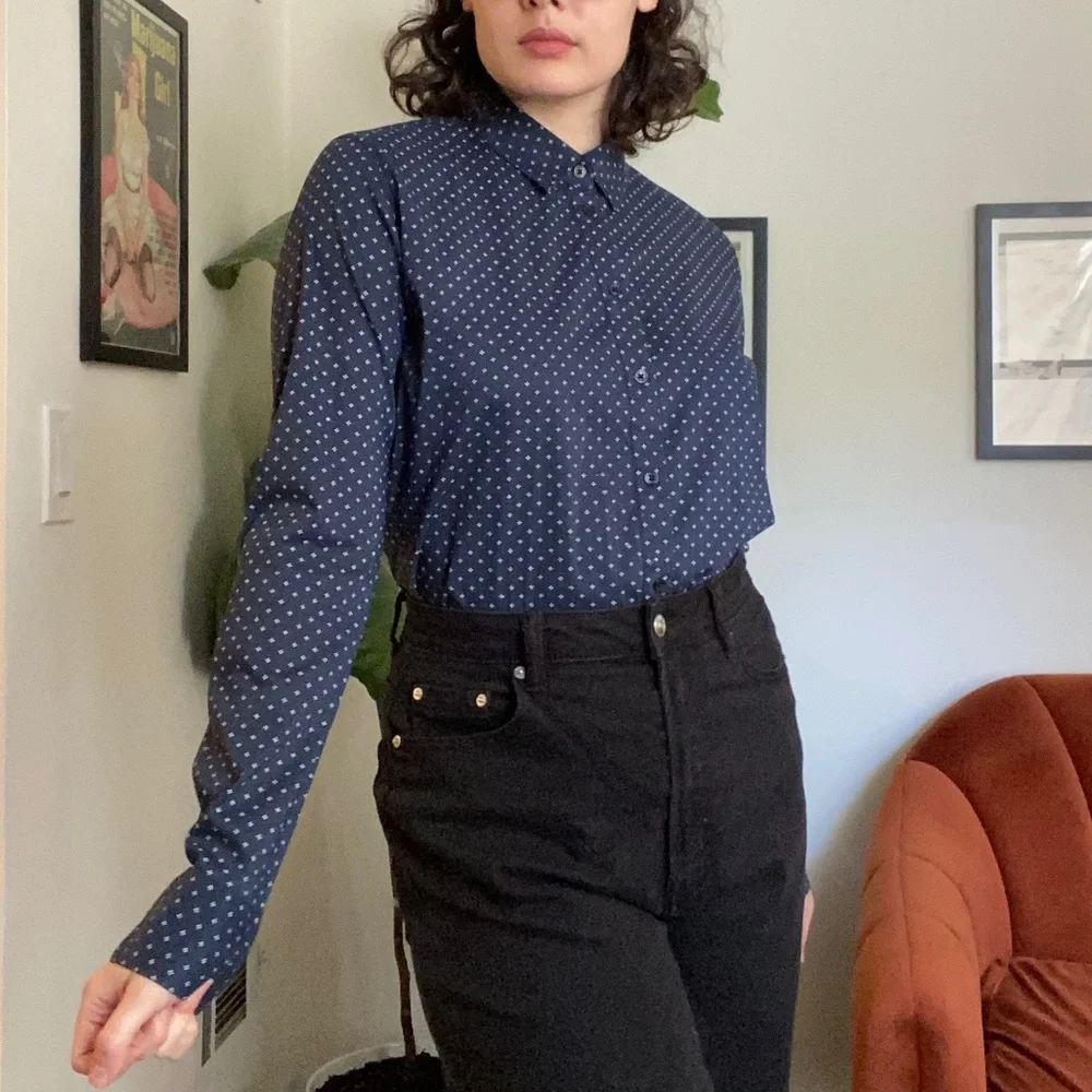 Button Up - Picture 3 of 8